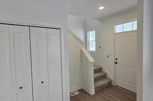 1180 Putman Pl, Chesterton, IN 46304 - Photo 6