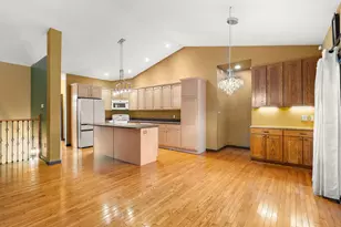 2290 Clearwater St, Portage, IN 46368 - Photo 6