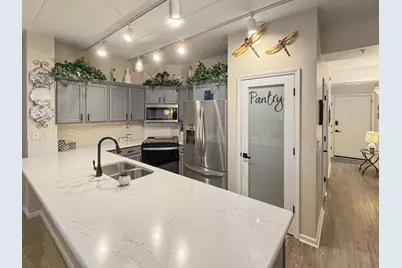 423 Outlook Cove Drive, La Porte, IN 46350 - Photo 4