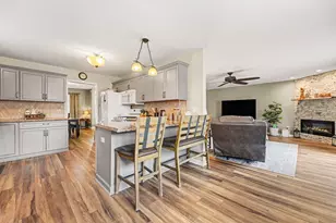 1448 Cynthia Ct, Schererville, IN 46375 - Photo 10