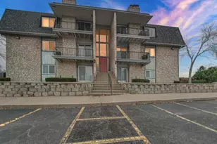 245 W Joliet St, Schererville, IN 46375 - Photo 1