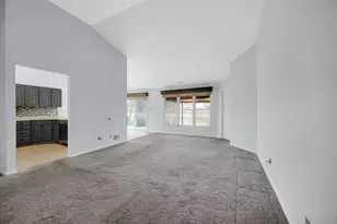 1517 Rosewood Ln, Schererville, IN 46375 - Photo 6