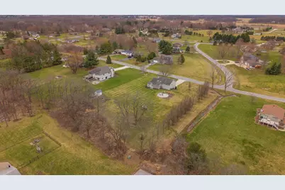 411 Forest View Drive, Valparaiso, IN 46385 - Photo 50