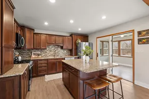 411 Forest View Dr, Valparaiso, IN 46385 - Photo 16