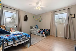 411 Forest View Dr, Valparaiso, IN 46385 - Photo 30