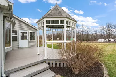 411 Forest View Drive, Valparaiso, IN 46385 - Photo 42