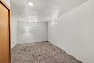 1741 Cleveland St, Gary, IN 46404 - Photo 14