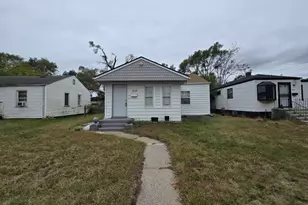 2128 Tennessee St, Gary, IN 46407 - Photo 2