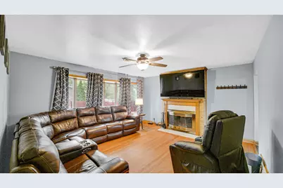 138 N Road, Schererville, IN 46375 - Photo 8