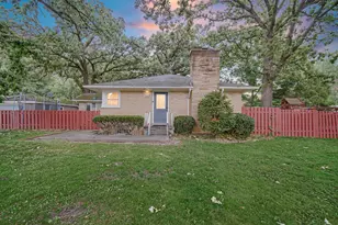 138 N Rd, Schererville, IN 46375 - Photo 1