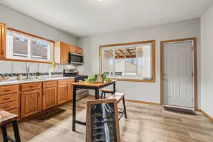 5962 Park Pl, Hammond, IN 46320 - Photo 6