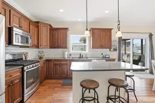 12826 Massachusetts St, Crown Point, IN 46307 - Photo 10