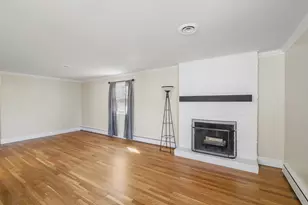 619 W North St, Crown Point, IN 46307 - Photo 4