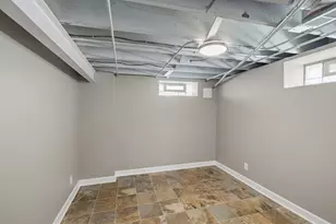 619 W North St, Crown Point, IN 46307 - Photo 18