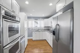 619 W North St, Crown Point, IN 46307 - Photo 10