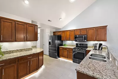 2304 Allison Circle #2304, Valparaiso, IN 46383 - Photo 12