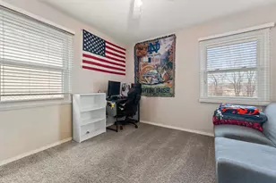 2908 W 38th Ave, Hobart, IN 46342 - Photo 14