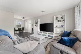 2908 W 38th Ave, Hobart, IN 46342 - Photo 4