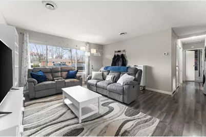 2908 W 38th Avenue, Hobart, IN 46342 - Photo 6