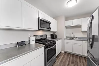 2908 W 38th Avenue, Hobart, IN 46342 - Photo 8