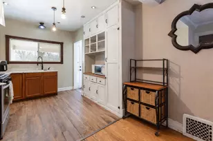 306 W Michigan St, Rolling Prairie, IN 46371 - Photo 6