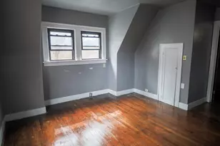 306 W Michigan St, Rolling Prairie, IN 46371 - Photo 10