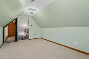 10485 Mattie Ln, Wheatfield, IN 46392 - Photo 32