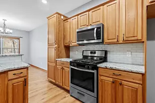 10485 Mattie Ln, Wheatfield, IN 46392 - Photo 38