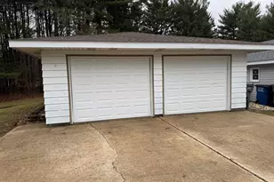 306 Martin Dr, Trail Creek, IN 46360 - Photo 4