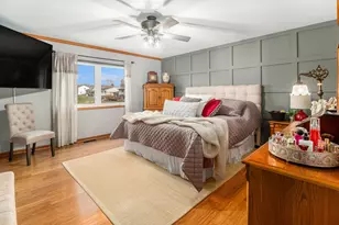 3002 Sunrise Dr, Crown Point, IN 46307 - Photo 10