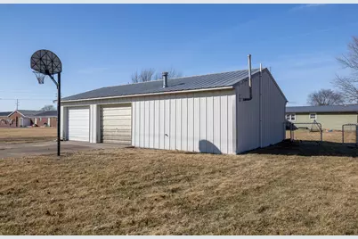 315 W Railroad Street, Kentland, IN 47951 - Photo 36