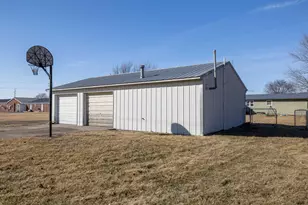 315 W Railroad St, Kentland, IN 47951 - Photo 36