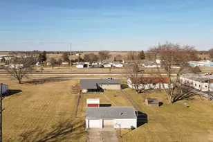 315 W Railroad St, Kentland, IN 47951 - Photo 38