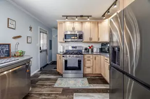 315 W Railroad St, Kentland, IN 47951 - Photo 8