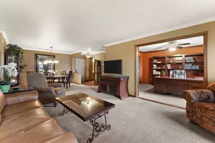 8220 Harrison Ave, Munster, IN 46321 - Photo 6