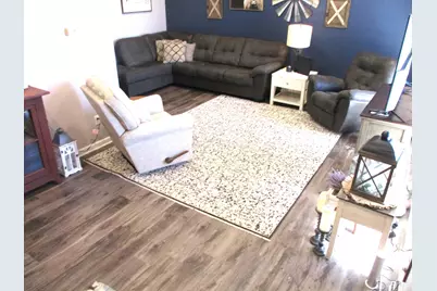 12900 Walnut Hill Drive, Lakeville, IN 46536 - Photo 10