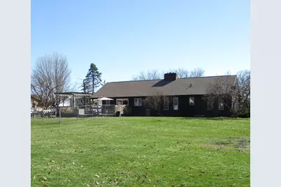 12900 Walnut Hill Drive, Lakeville, IN 46536 - Photo 20