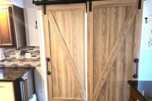 12900 Walnut Hill Dr, Lakeville, IN 46536 - Photo 14