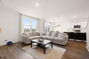 10550 Azalea Dr, Crown Point, IN 46307 - Photo 16