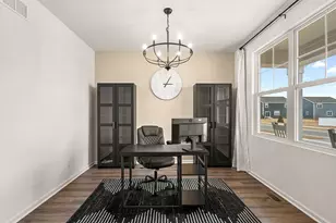 10550 Azalea Dr, Crown Point, IN 46307 - Photo 8