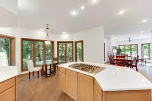 2102 Emmett Ct, Valparaiso, IN 46385 - Photo 14