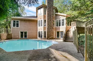 2102 Emmett Ct, Valparaiso, IN 46385 - Photo 30