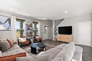 11897 Rhode Island St, Crown Point, IN 46307 - Photo 6