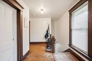 404 Indiana Ave, Valparaiso, IN 46383 - Photo 8