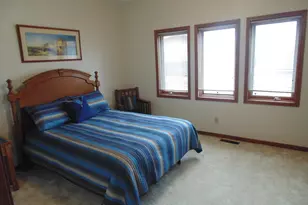8508 Pine Ave, Gary, IN 46403 - Photo 18