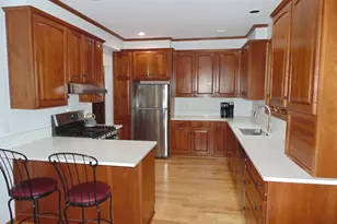 8508 Pine Ave, Gary, IN 46403 - Photo 10