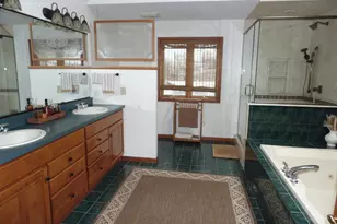 8508 Pine Ave, Gary, IN 46403 - Photo 38