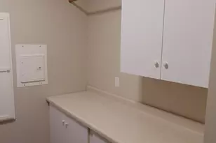 8508 Pine Ave, Gary, IN 46403 - Photo 26