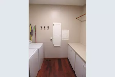 8508 Pine Avenue, Gary, IN 46403 - Photo 30