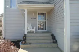 8508 Pine Ave, Gary, IN 46403 - Photo 4